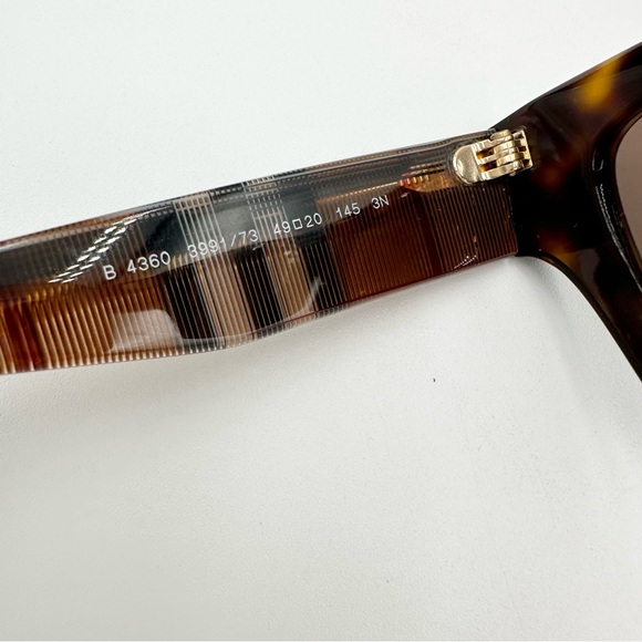 SOLD NEW Burberry Nova Check Havana Sunglasses - Picture 5 of 7